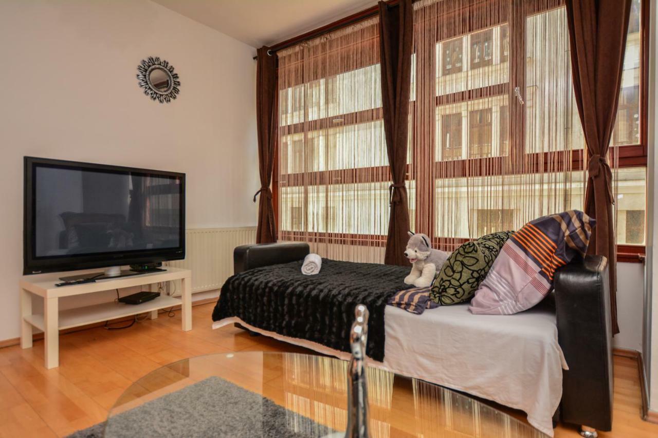 Design Free Parking Apartment In City Center Budapest Bagian luar foto