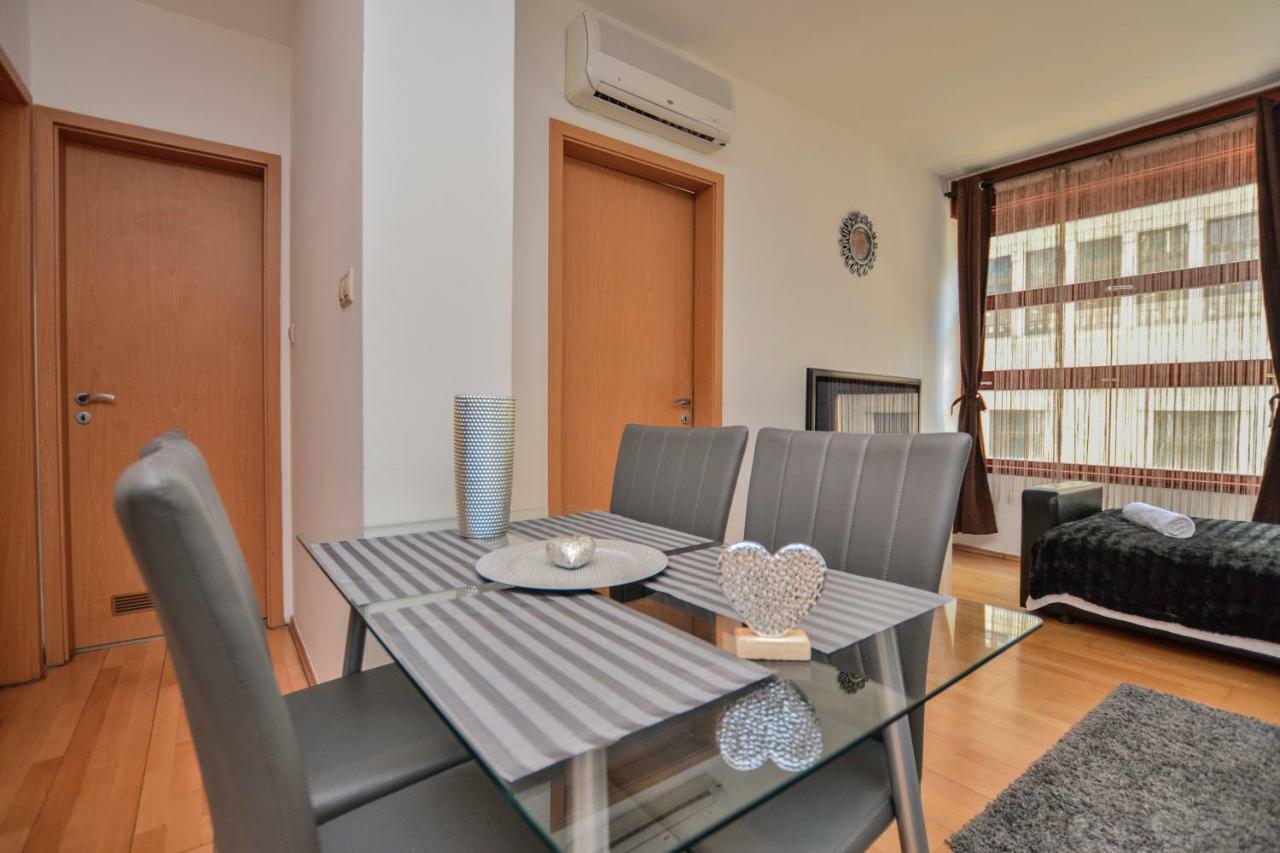 Design Free Parking Apartment In City Center Budapest Bagian luar foto